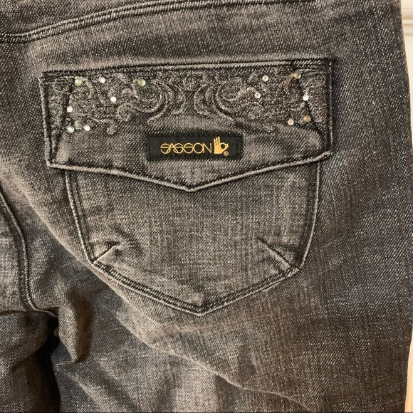 NWOT Sasson Ooh La La Bootcut Boogie Embellished Tab Pocket Jeans - Picture 3 of 5